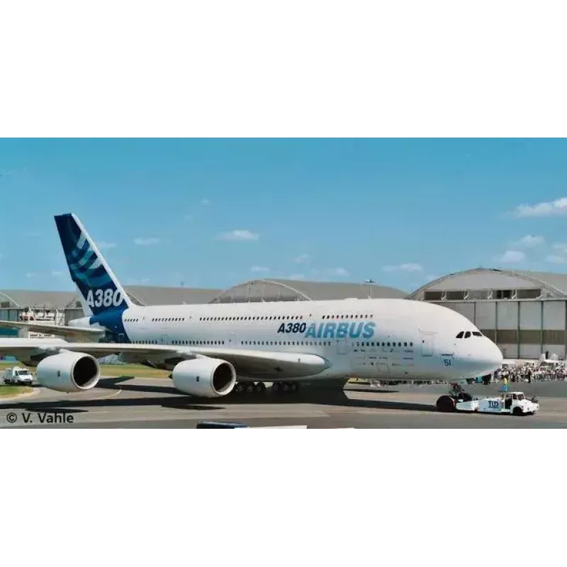 Modelēšanas komplekts Revell Airbus A 380 Jaunā livery Pirmais lidojums