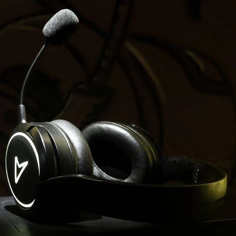 Lexip x Steelplay Impulse Multi Bluetooth spēļu austiņas ar mikrofonu JVAMUL00143, vadu un bezvadu režīms, 3,5 mm ligzda, noņemams mikrofons uz stieņa, melnā krāsā