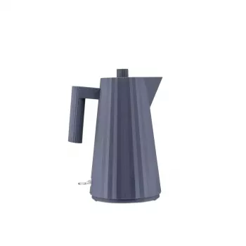 Elektriskā tējkanna ALESSI Plissé 1.0 L 2200 W — termoplastmasa, automātiska izslēgšanās, noņemams snīpa filtrs, slēptā pamatne (balta)