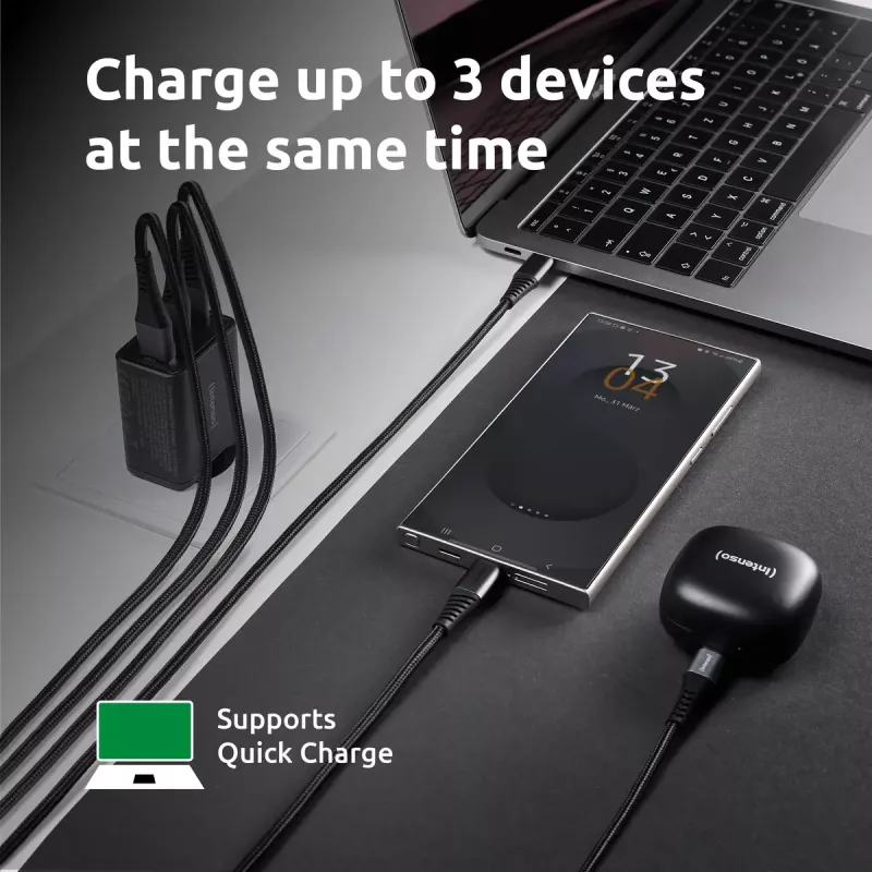 Strāvas adapteris Intenso W65ACC ar USB-C un USB-A portiem, melns