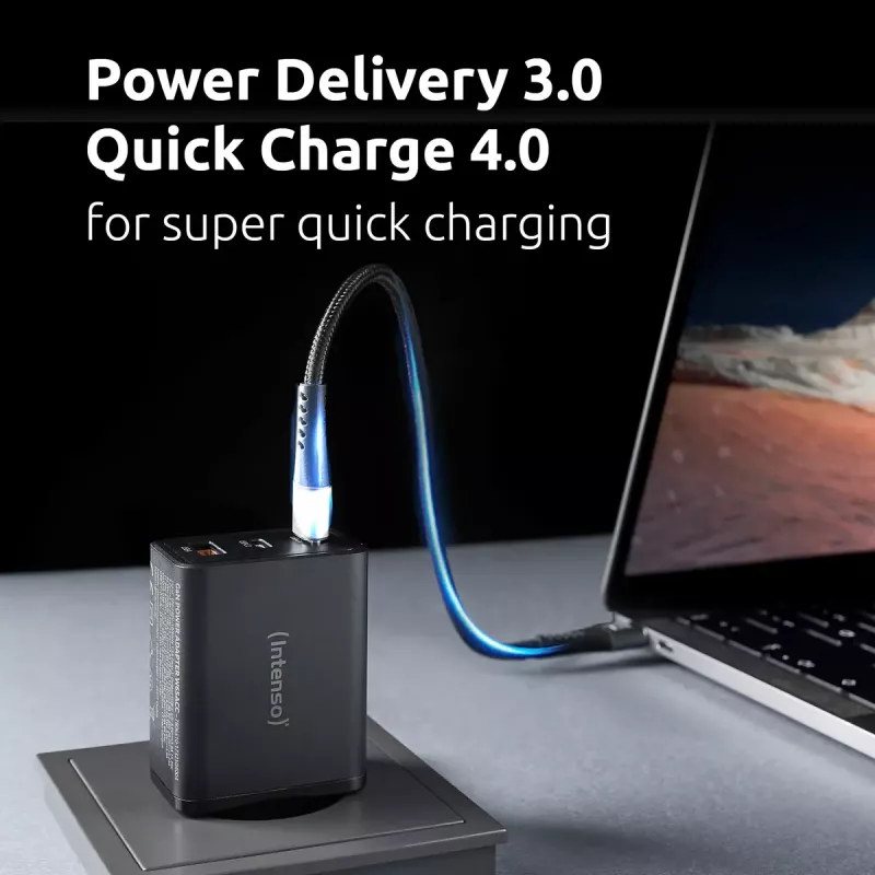 Strāvas adapteris Intenso W65ACC ar USB-C un USB-A portiem, melns