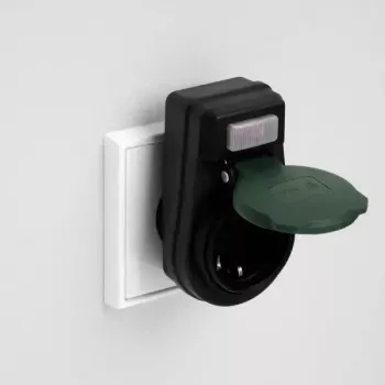 REV 20190502 Melna kontaktligzda F tips
