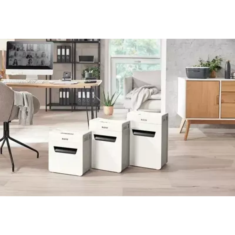 Papīra smalcinātājs LEITZ IQ Protect Premium 6M P5 — mikrošķiedru griezums, 18 L, skārienvadība, 351×204×355 mm
