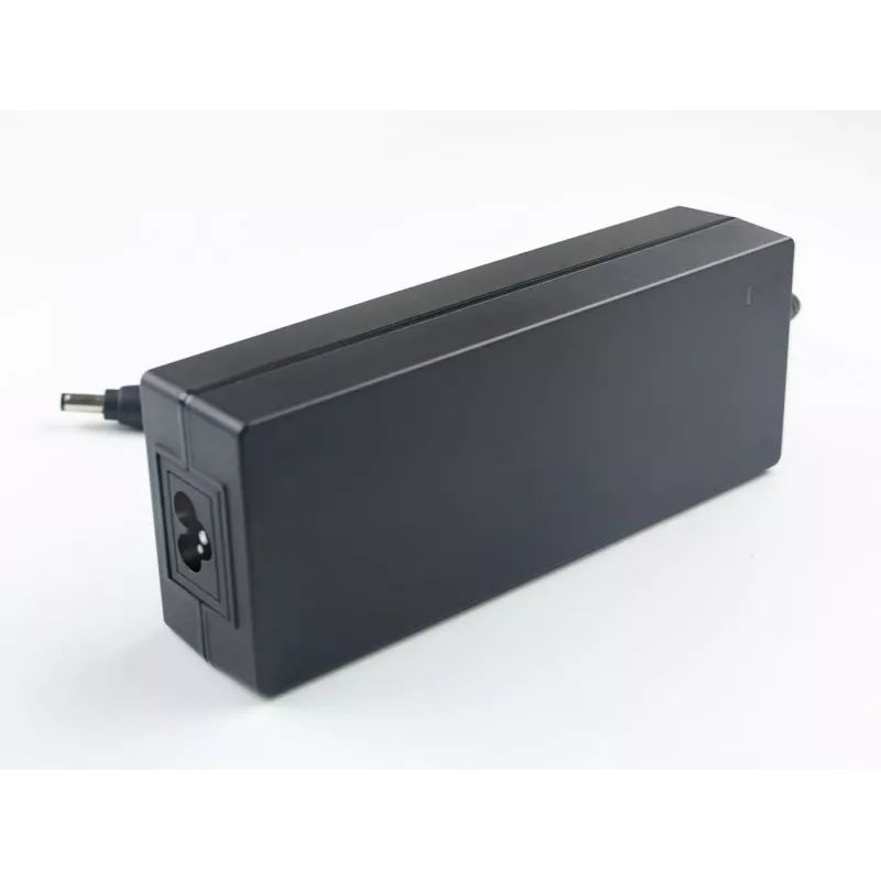 CoreParts MBXPA-AC0002 barošanas adapteris 110 W Melns