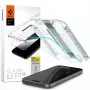 Spigen Glas.tR EZ Fit aizsargstikls iPhone 15, melns
