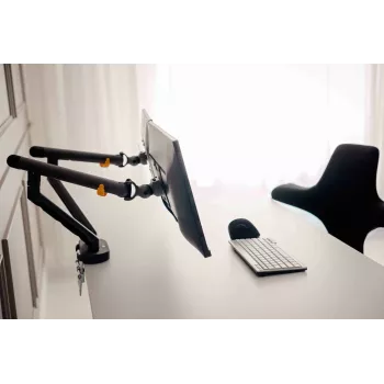 BakkerElkhuizen BE Flexible Dual statīvs diviem monitoriem, tumši pelēks, skava, 20 kg, 43.2 cm (17 inch) – 88.9 cm (35 inch), VESA 100x100 mm