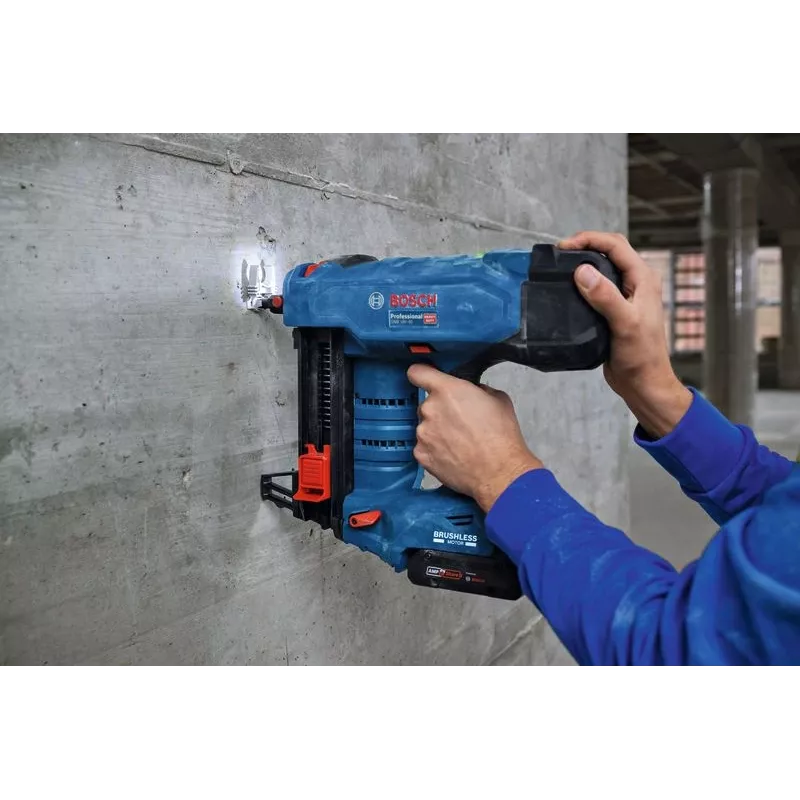 Naglotājs Bosch GNB 18V-40 bezvadu 18V viegls