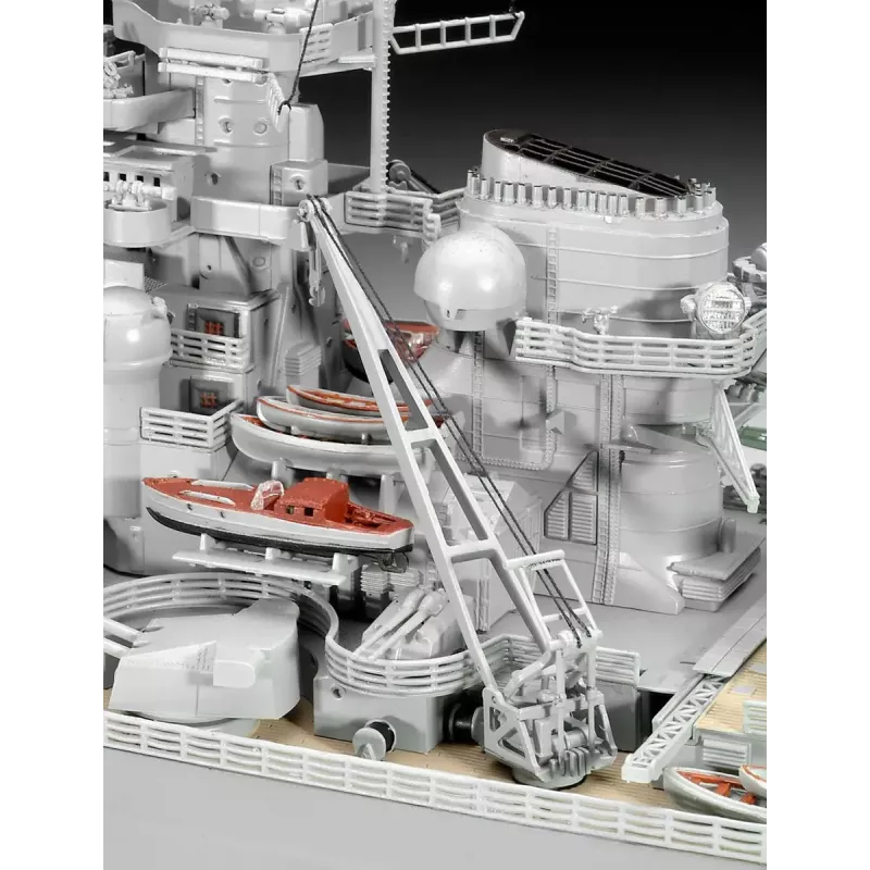 Kara flotes modelis Revell Bismarck montāžas komplekts 1:350
