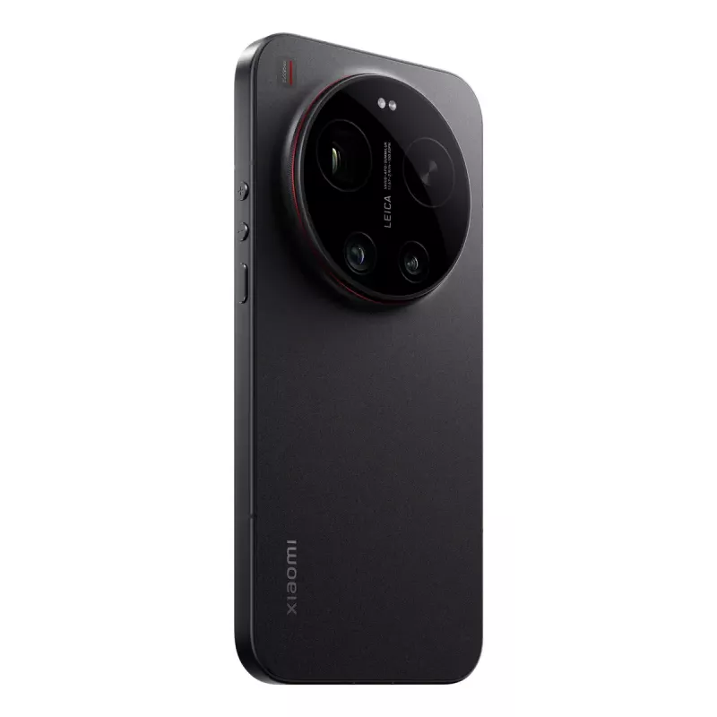 Viedtālrunis Xiaomi 17 Ultra, 6,9 collu (17,5 cm) displejs, Snapdragon 8 Elite Gen 5, 16 GB RAM, 512 GB, 50 MP trīskāršā kamera, 6000 mAh, Melns