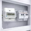 Trīsfāžu enerģijas skaitītājs QOLTEC 50980 — 400 V, 100 A ar atiestati