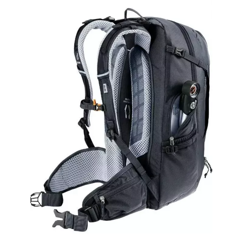 Mugursoma DEUTER Trans Alpine 30 — 30L velomugursoma, melna