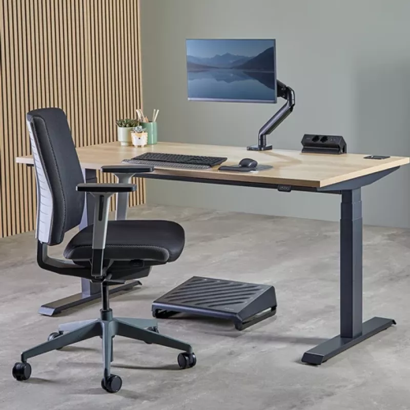 Fellowes 100137182 pagarinātājs 2 m 2 kontaktligzdas Melns