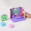 Gabby's Dollhouse Groovy Music Room ar DJ Catnip figūriņu, 2 aksesuāriem, 2 mēbelēm un 2 piegādēm