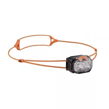 Petzl Swift LT Black — LED galvaslampa, 880 mAh akumulators, IPX4, 3 h darbības laiks