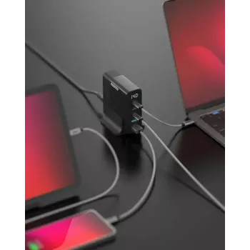 Mobilās ierīces lādētājs Sitecom CH-1004 — Universāls iekštelpu lādētājs, 100–240V ieeja, līdz 20V izvade, 3× USB-C, melns