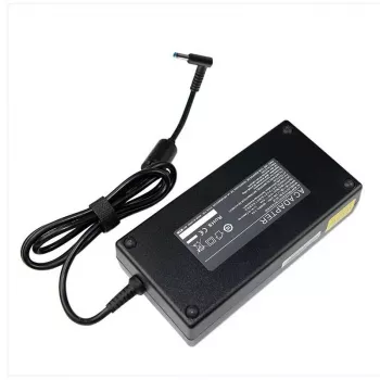 CoreParts MBXHP-AC0019 tīkla adapteris / invertors 200 W Melns