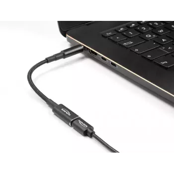 DeLOCK Adaptera kabelis USB Type-C sievišķais uz Acer 5.5 x 1.7 mm vīrišķais 90° 15 cm