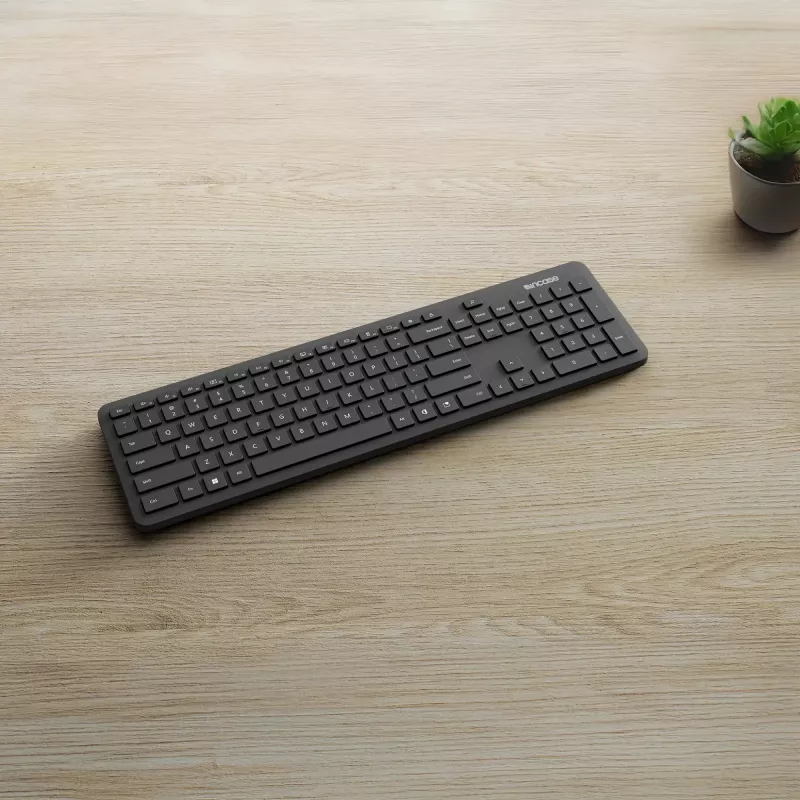 Incase Designed by Microsoft Bluetooth tastatūra Universāla QWERTY Melna