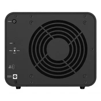 TerraMaster D8 HYBRID disku masīvs Melns 4 nodalījumi HDD SSD