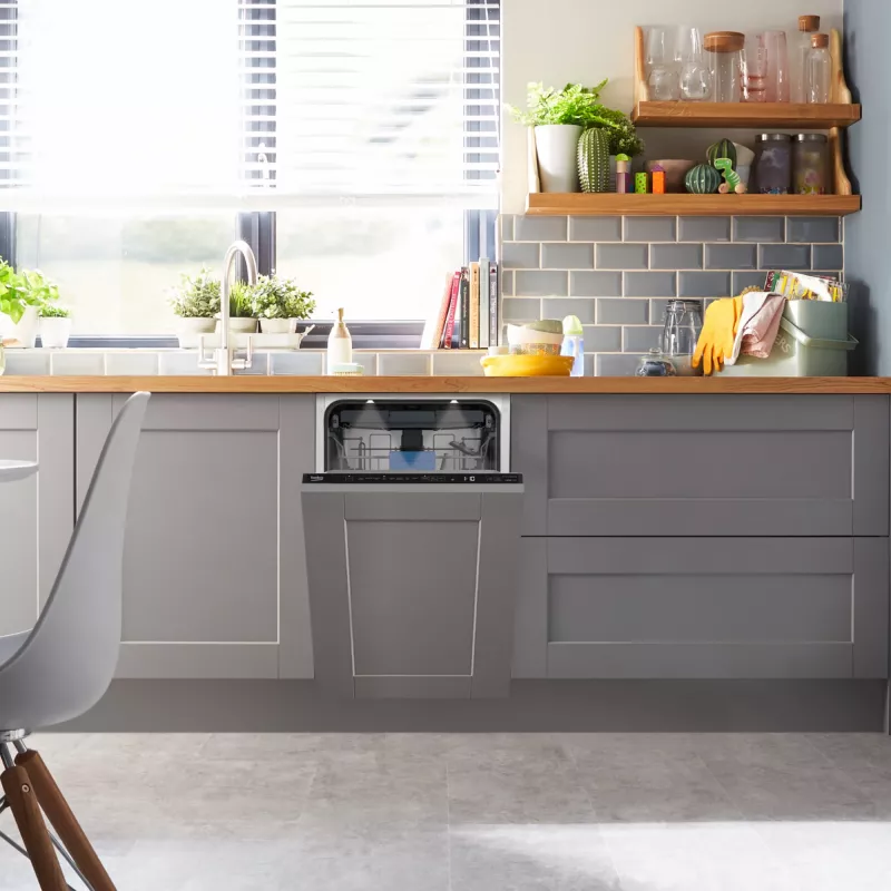 Beko BDIS38040Q Iebūvējamā šaurā trauku mazgājamā mašīna ar AquaIntense®