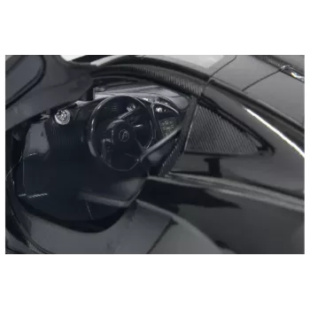 Sacīkšu auto uz ceļa Jamara 405093