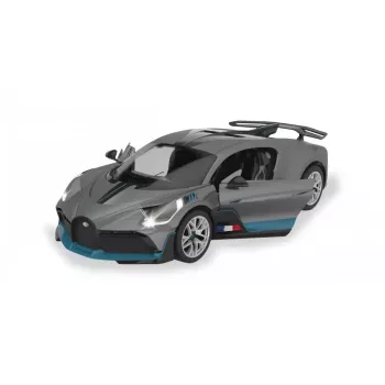 Sacīkšu auto uz ceļa Jamara Bugatti Divo