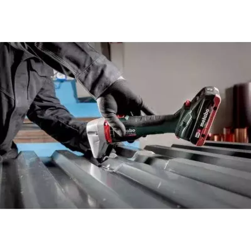 Metabo NIV 18 LTX BL 1.6 bezvadu lokšņu metāla šķēres