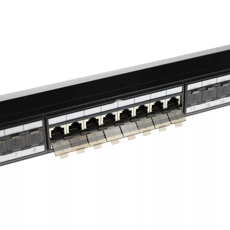 ACT Patchpanel 24-portu ekranēts CAT6A ar vāku CAT6A