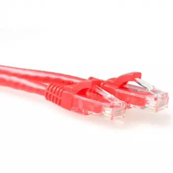 ACT sarkans 2 metru U/UTP CAT6 lēciena kabelis ar aizsargvāciņu un RJ45 savienotājiem
