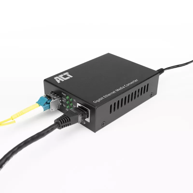 ACT AC4451 tīkla mediju pārveidotājs 1000 Mbit/s vienmodas daudzmodu melns