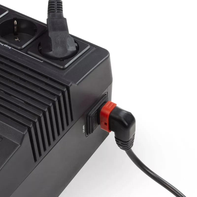ACT barošanas vads C14 - C13 IEC Lock (taisnleņķa) melns 3 m, PC2049