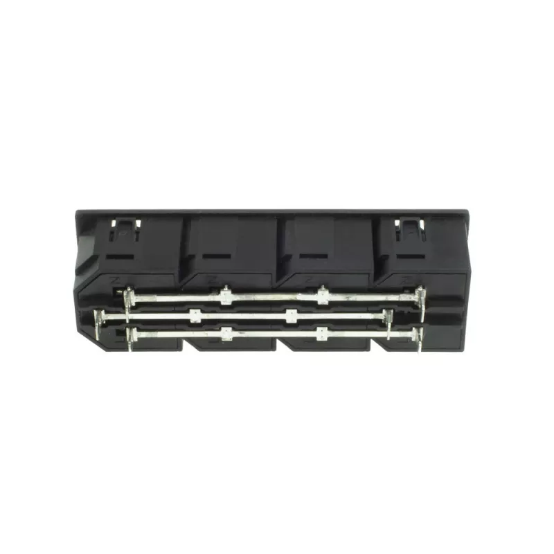 ACT C13 IEC Lock Net Entree (4x izeja) - melns, PA135015BK4