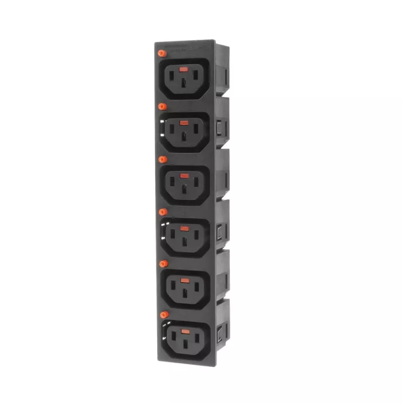 ACT C13 IEC Lock Net Entree (6x kontaktligzda) - melna, PA135015BK6