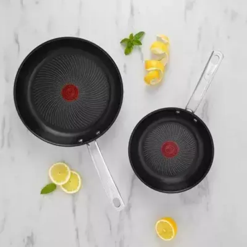 Cepšanas komplekts Tefal Intuition B817S255 — nerūsējošā tērauda pannas 20 cm un 26 cm