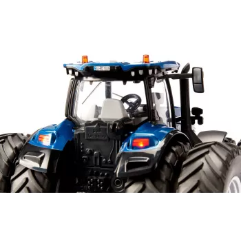 Siku 6738 Radio Vadāms Traktors New Holland T7 Heavy Duty, Elektrisks, 1:32