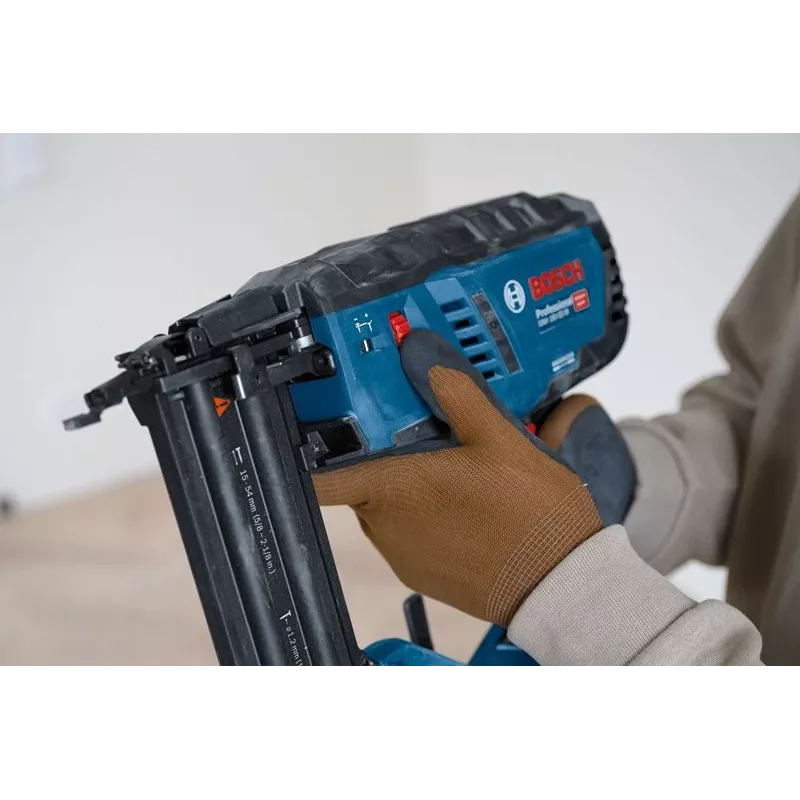 Bosch GNH 18V-50 M Professional Bezvadu Naglotājs
