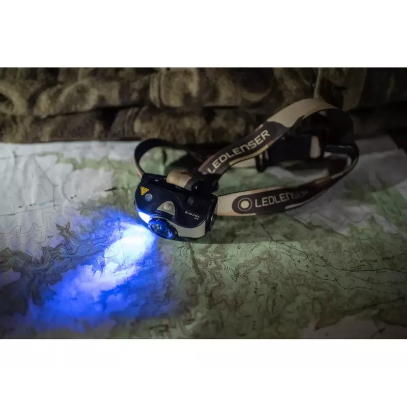 Priekšējā lukturīte Ledlenser MH8 Melna