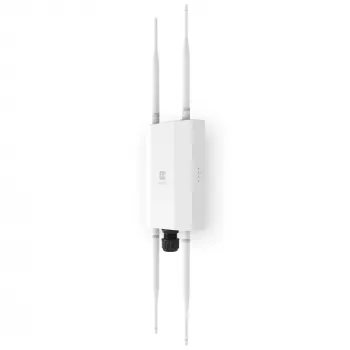 Bezvadu piekļuves punkts EnGenius Fit6 2×2 Outdoor — divjoslu 2,4/5 GHz, 1774 Mb/s, PoE, 2,5GbE LAN, 4 antenas, balts