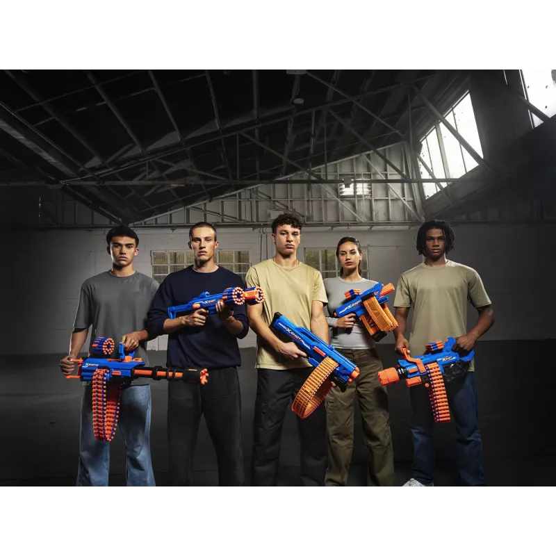 Zuru XSHOT Insanity Smoke N Barrel darbības šautene ar 72 putu bultām