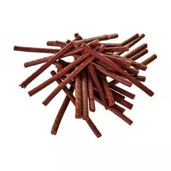 Suņu kārums PETITTO Soft beef sticks 500 g — mīkstās liellopa nūjiņas apmācībai, bez graudiem, pieaugušiem suņiem