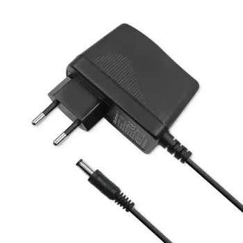 Mobilās ierīces lādētājs Qoltec 52397 Universāls Melns Iekštelpām 2A 220-240V