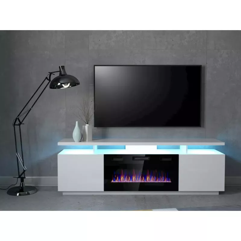 TV skapis Cama Meble EVA ar elektrisko kamīnu 180×40×52 cm, balts rāmis, spīdīgi baltas durvis, MDF virsma