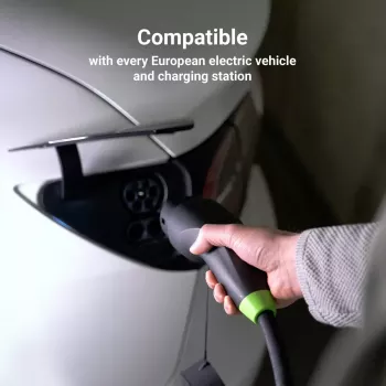 Elektromobiļa uzlādes kabelis Green Cell EVKABGC04 — Type 1 uz Type 2, 7 m, 11 kW, 16 A, melns