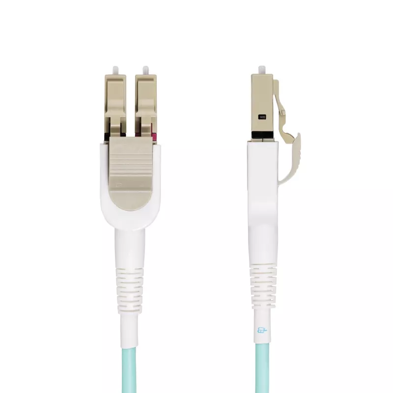StarTech.com 5m LC-LC (UPC) OM4 pārslēdzams optiskais kabelis 50/125µm, 100G, bezinstrumentu polaritātes maiņa, zemi ievades zudumi, LSZH