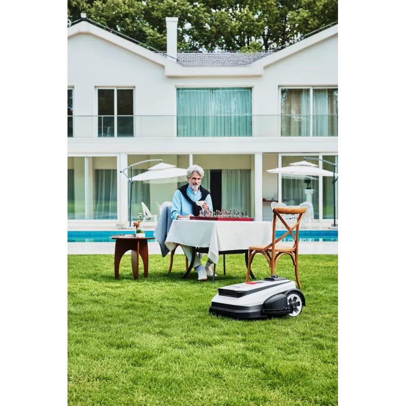 Robots zāles pļāvējs Ecovacs GOAT A1600 LiDAR PRO EU, balts/melns
