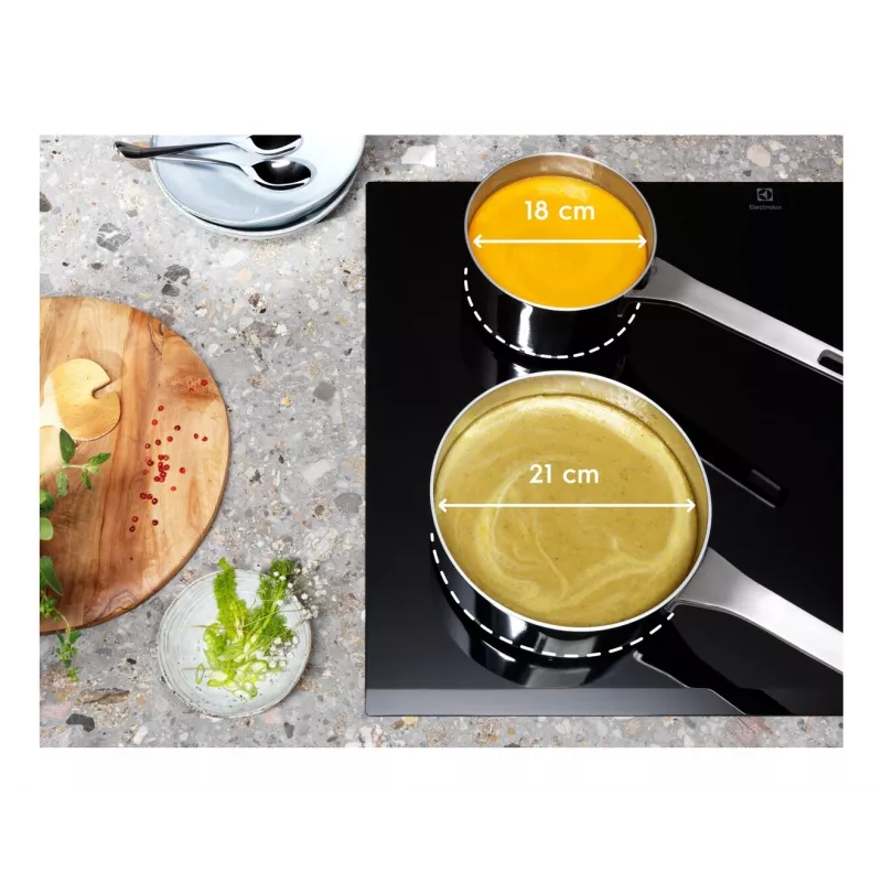 Electrolux EIV634 Melns Iebūvējams 60 cm Zonu Indukcijas Plīts 4 zonām
