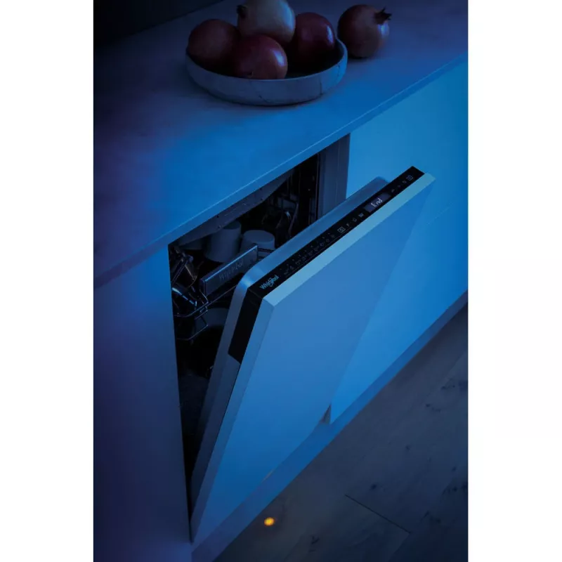 Whirlpool WSIP 4O33 PFE pilnībā iebūvējama trauku mazgājamā mašīna 10 komplektiem