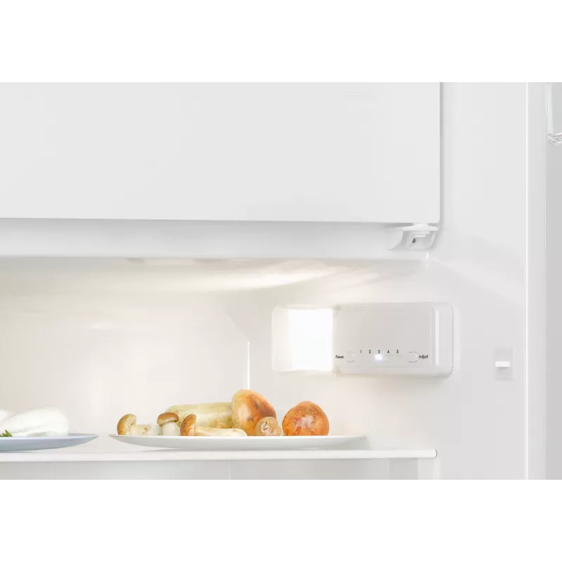 Candy CM4SE68W kombinētais ledusskapis zem letes 111 L