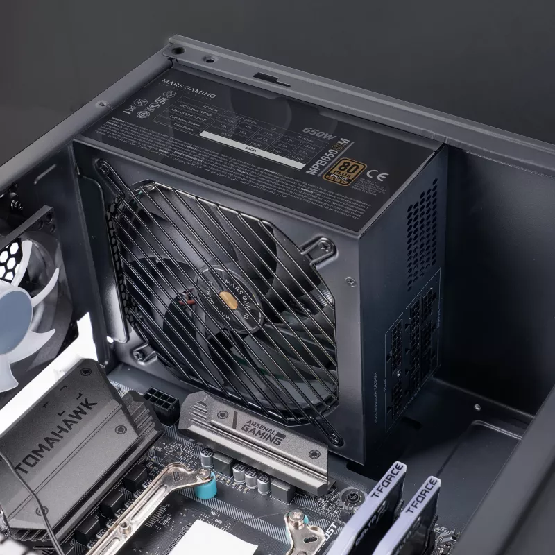 Mars Gaming MPB650SIM barošanas bloks 650 W 24-pin ATX ATX Melns