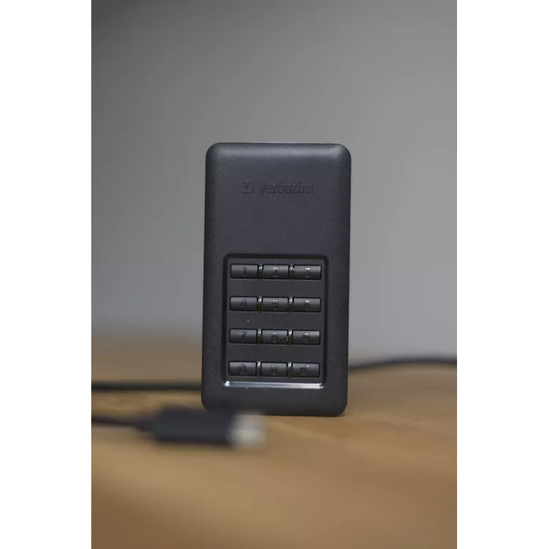 Verbatim Store 'n' Go pārnēsājamais SSD ar taustiņu bloku 256GB